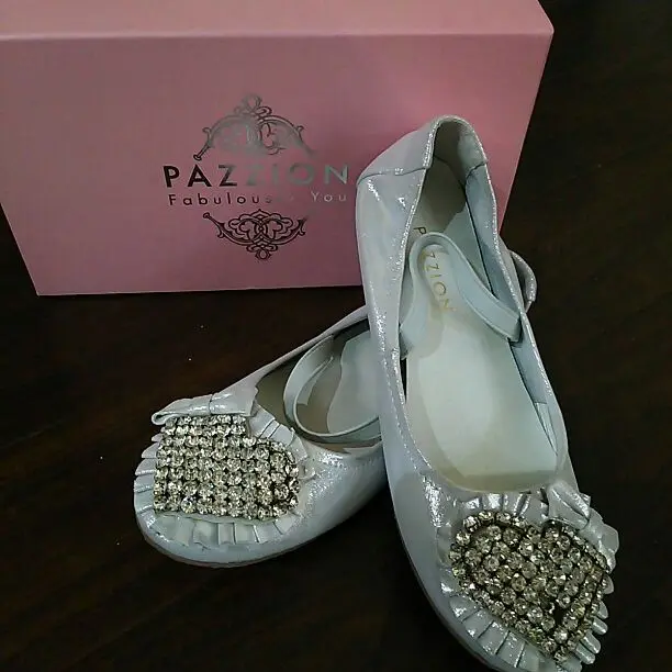 PAZZION【日本未入荷】バックルバレーフラットシューズ☆本革 PAZZION【日本未入荷】バックルバレーフラットシューズ☆本革