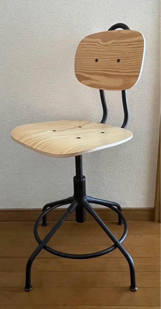 SALE／10%OFF ⭐廃盤品 組立済み スツール 木製チェア KULLABERG