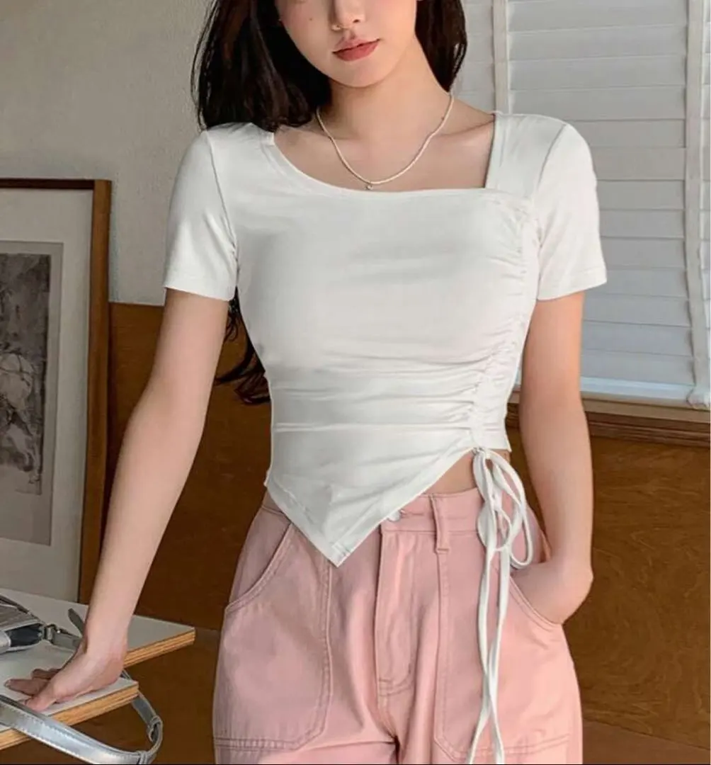 T恤 白色 白色 抽繩 蝴蝶結 短版 短款 不對稱 的縮圖