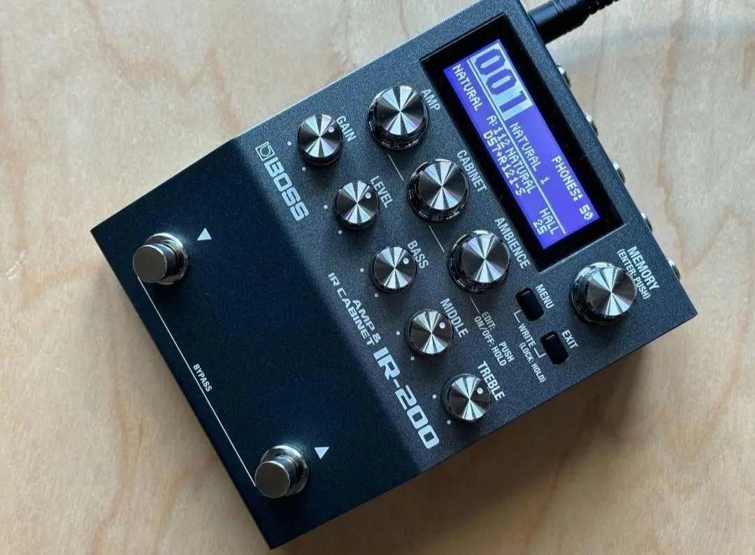 ☆ BOSS IR-200 アンプ／キャビネットシミュレーター 中古美品です BOSSIR-200 AMP&CABINET PROCESSOR【アンプ・キャビネット