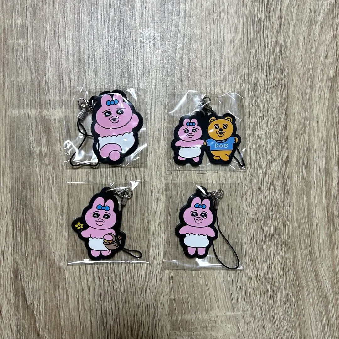 Thumbnail of Opantyuusagi Capsule Rubber Strap 4-Piece Set Gashapon