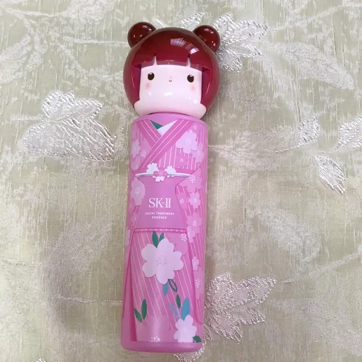 【新品】【値下げ】SK-II こけし 桜デザイン 化粧水ボトル 2025年最新】sk2 こけしの人気アイテム - メルカリ