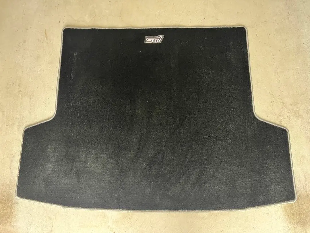 美品（使用頻度少）WRX STI（VAB）用 SUBARU純正 トランクマット