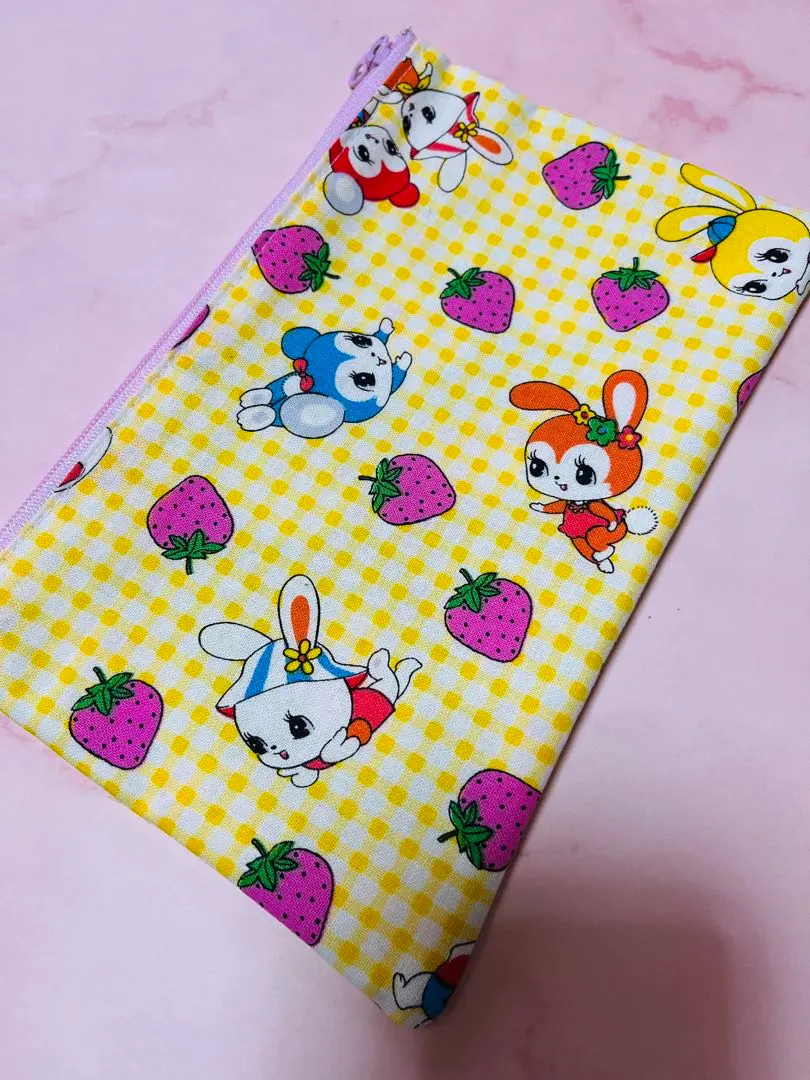Thumbnail of Handmade pouch ☺︎ Honey Tune