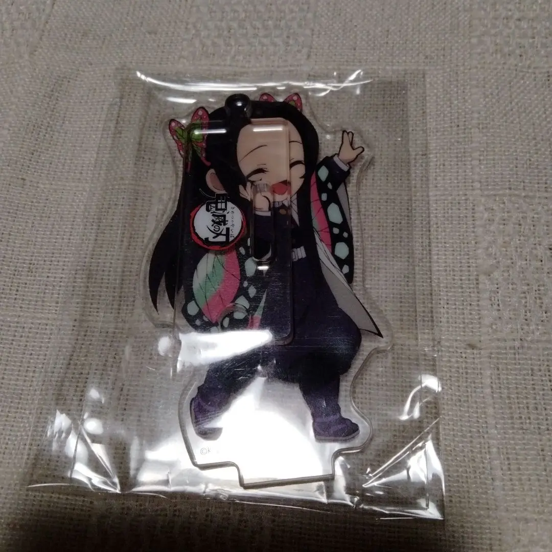 鬼滅之刃 胡蝶香奈惠 連結壓克力立牌 的縮圖