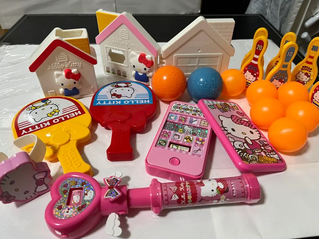 Thumbnail of Hello Kitty McDonald's Happy Meal Kitty's Phone Bowling Sanrio Toy
