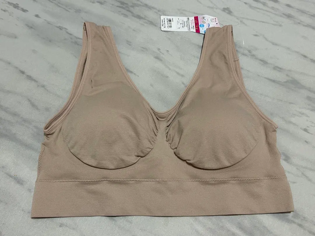 Thumbnail of Wireless night bra, new, 5L