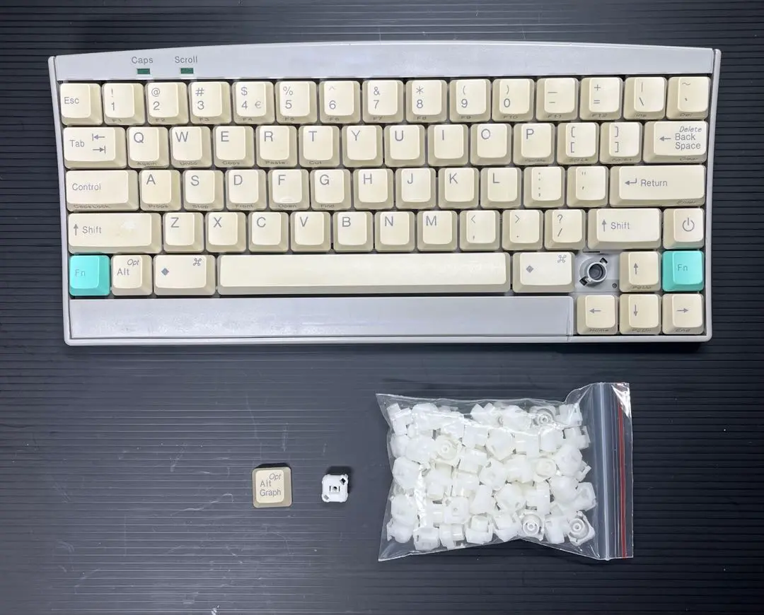 [未使用新品]FUJITSU FKB8579-661EV親指シフトキーボード 富士通 - USB親指シフトキーボード FKB8579-661EVの通販 by
