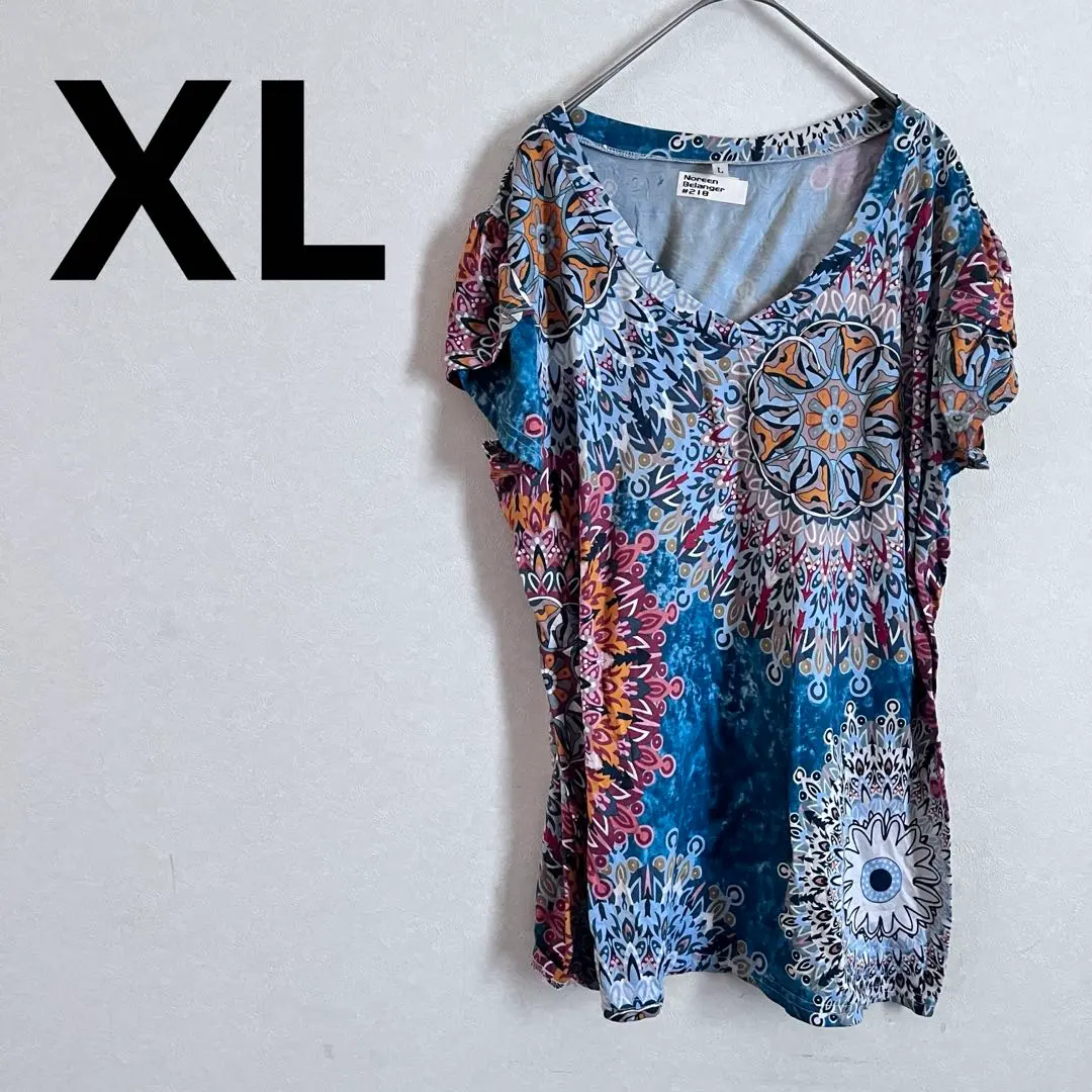 諾琳·貝朗熱[XL] 幾何圖案 V領 T恤 M 的縮圖