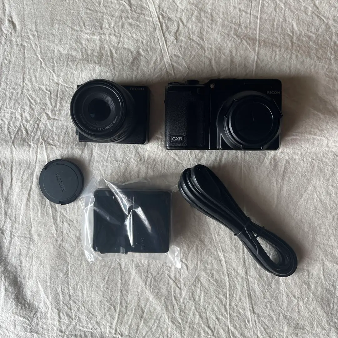 美品！RICOH GXRコンパクトデジタルカメラA12/50mmA16 美品！RICOH GXRコンパクトデジタルカメラA12/50mmA16