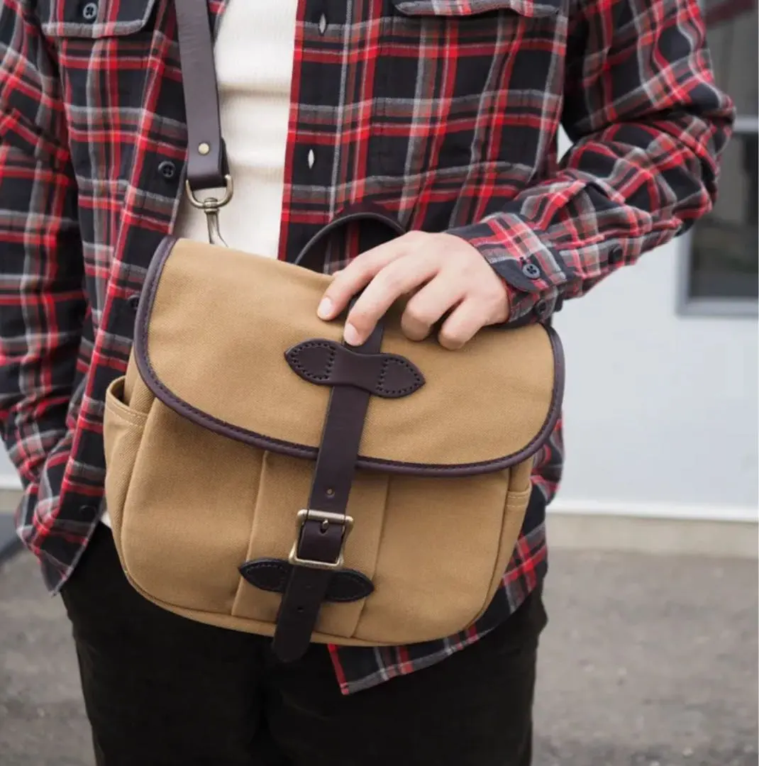 FILSON フィルソン スモールメッセージャーバッグ 美品‼️人気のブラック‼️ フィルソン Filson ショルダーバッグ スモール フィールドバッグ