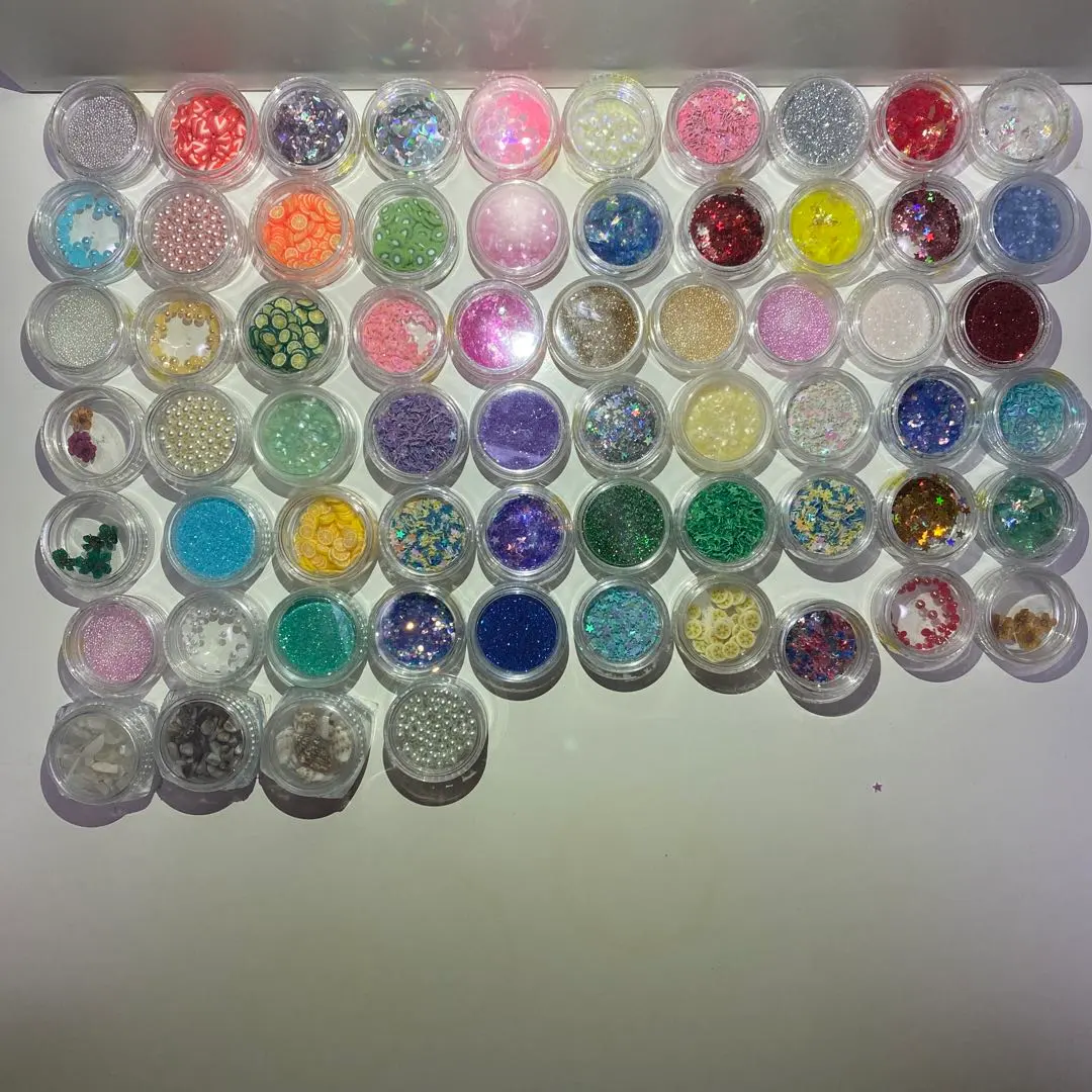 Thumbnail of Resin parts, handmade, 64 pieces