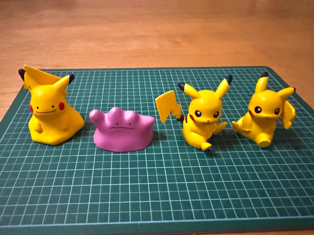 モンコレ　メタモンピカチュウ Amazon.co.jp: ポケットモンスター モンコレEX ESP_19 メタモン