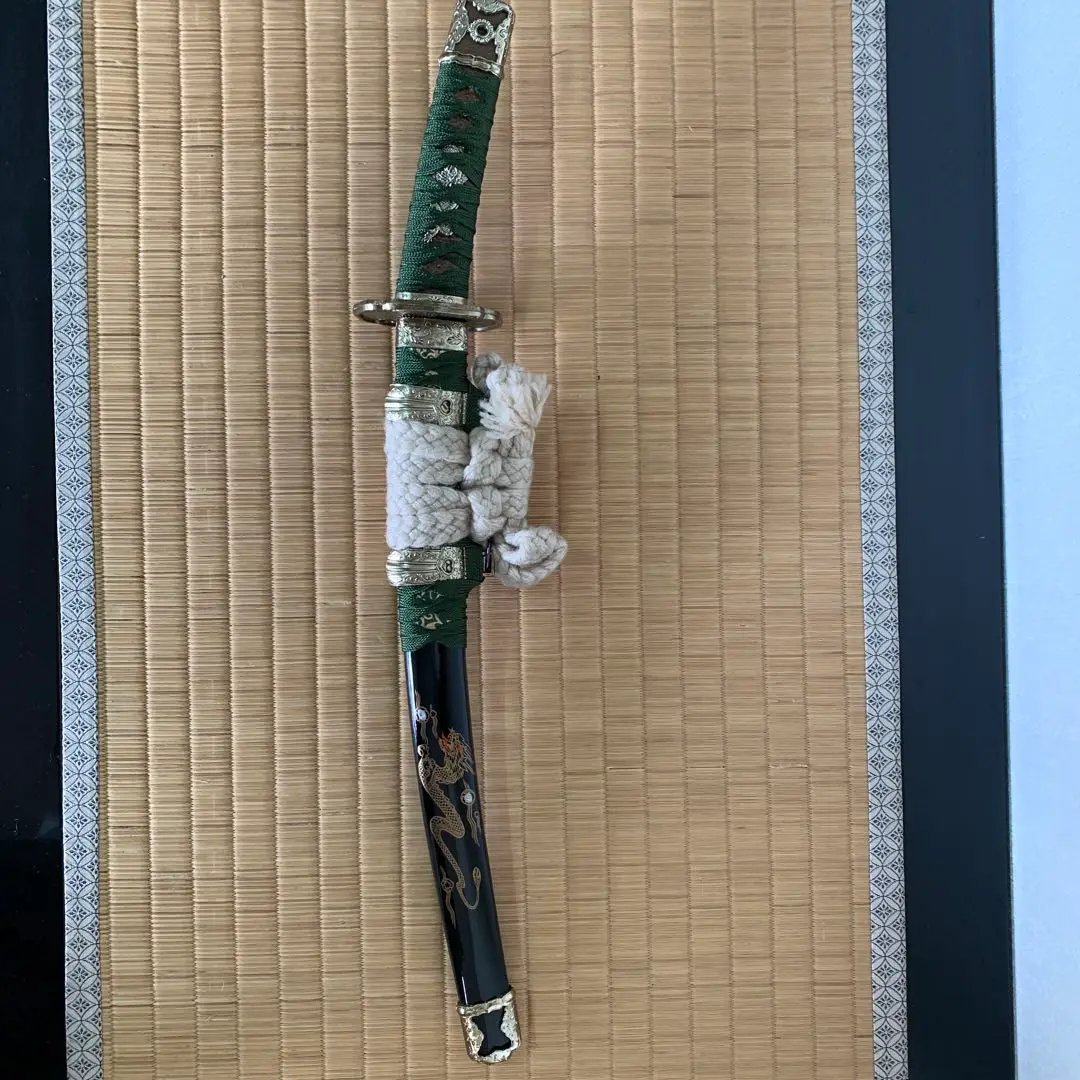楽天市場】模造刀 太刀 陣太刀 黒呂塗り鞘 極上研磨刀身 大刀