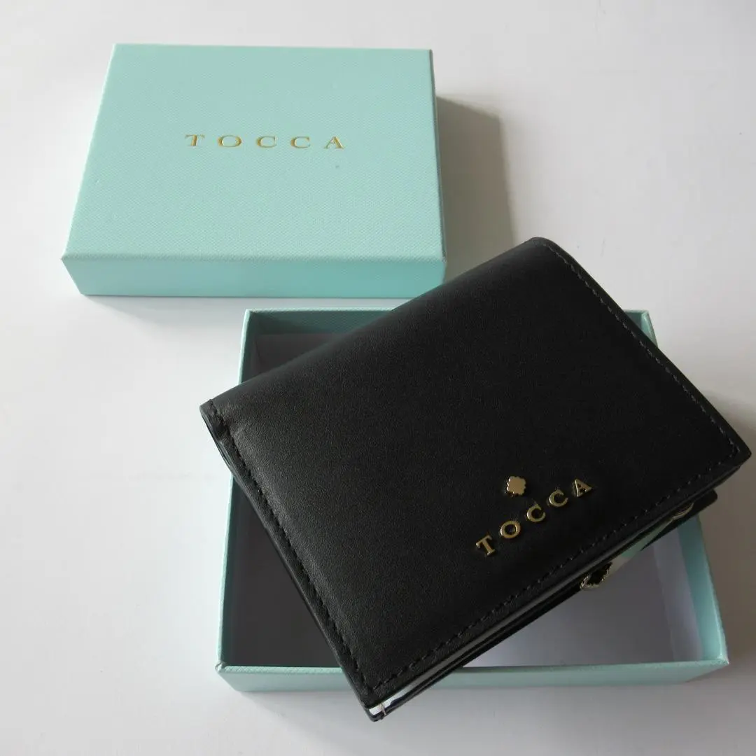 【新品✨未使用】TOCCA トッカ　ブラックレザー 牛革　三つ折り財布 2025年最新】TOCCA レディース 折り財布の人気アイテム - メルカリ