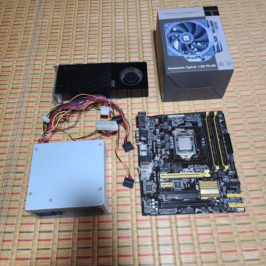 PCパーツ ASUS B85M-E + intel i7 4770S + 16GB mem ASUS B85M-E インテル 8シリーズ LGA1150対応 intel B85チップ