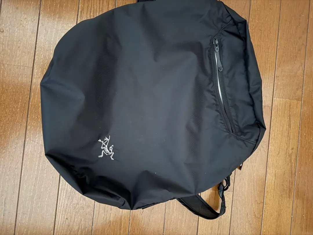 【専用出品】Arc'teryx heliad12L Tote 新品未使用 専用出品】Arc'teryx heliad12L Tote 新品未使用