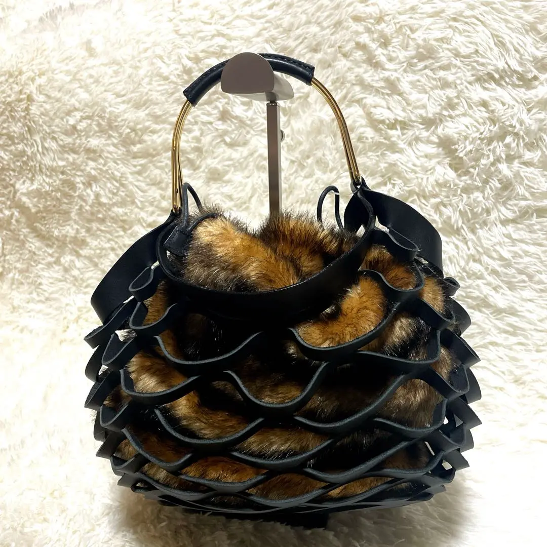 ★美品★VIOLAd'ORO / レザー エコファー メッシュ バッグ VIOLAd'ORO (ヴィオラドーロ)】エコファーレザーメッシュバッグ