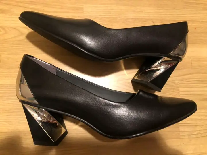 2025年最新】UNITED NUDE つま先：ポインテッドトゥ レディース
