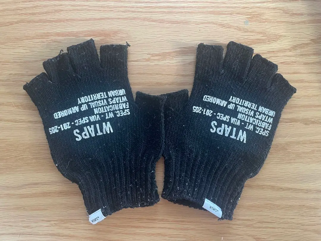 新品　WTAPS TRIGGER GLOVE ACRYLIC Excellent Condition】WTAPS TRIGGER GLOVE ACRYLIC Fashion Gloves