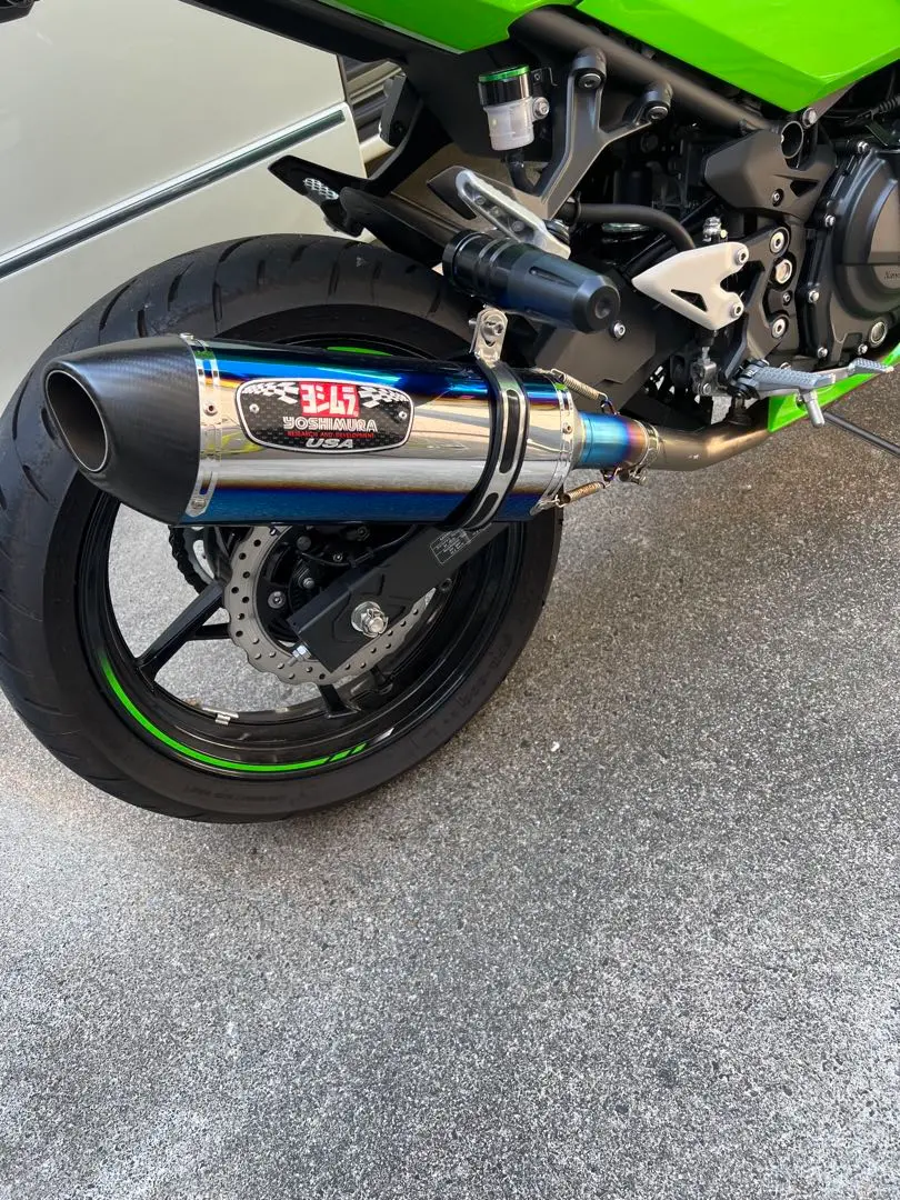 Ninja400 Ninja250 ヨシムラマフラー 18-25 美品 ヨシムラ 110-235-5E80 Ninja250/400(18-24), Z400/Z250(19-24