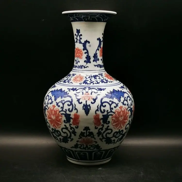 青花荷花纹将軍缶 景徳鎮 陶磁器 装飾品工芸品 美術品 置物 清末期青花磁器将軍壺 景徳鎮 陶磁器 装飾品 現代工芸品 美術品