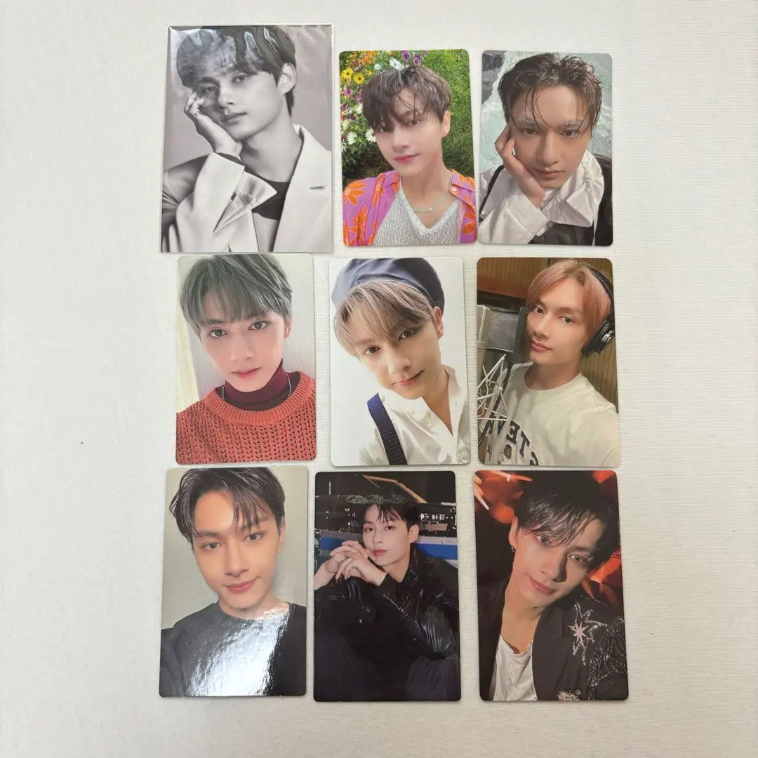 Thumbnail of SEVENTEEN Jun trading card