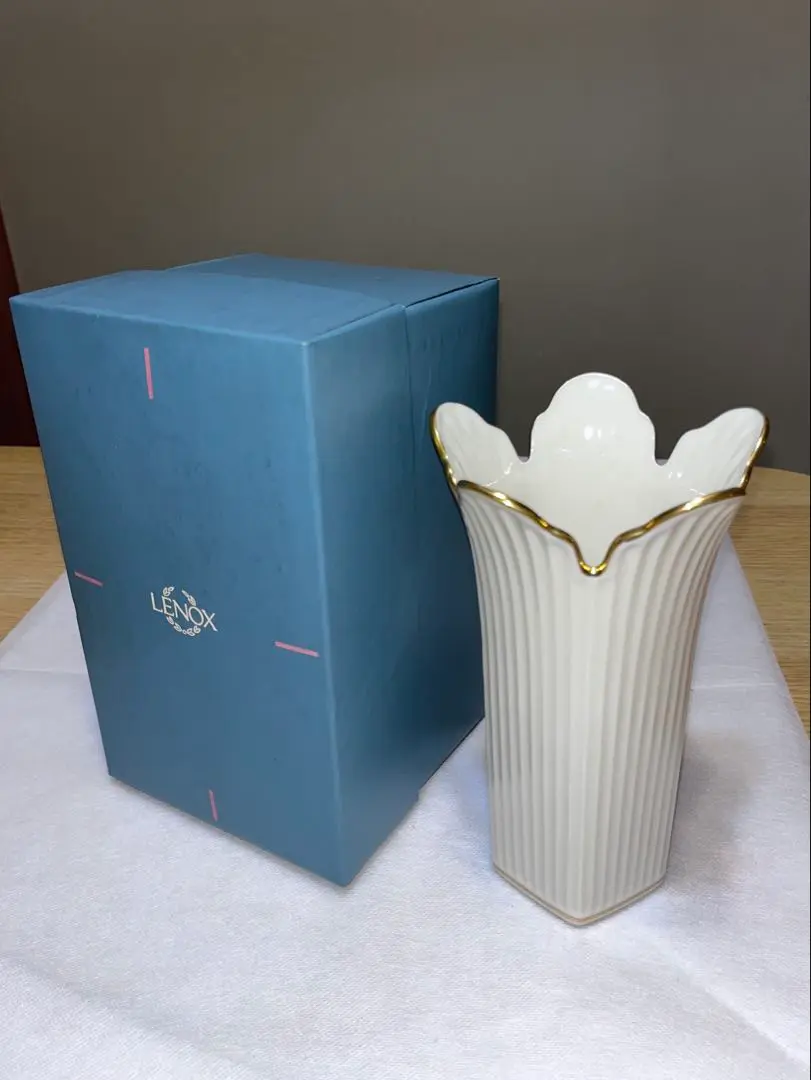 レノックス ヘリテージ 米国製 天使と天道虫 萌芽 蕾 花瓶 ベース Lenox 2025年最新】LENOX花瓶の人気アイテム - メルカリ