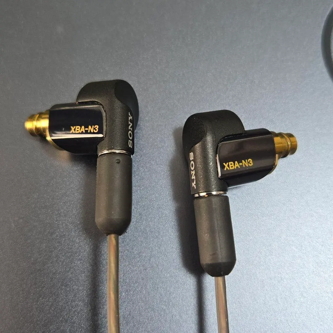 SONY イヤホン XBA-N3BP Amazon.com: SONY XBA-N3BP Stereo In-ear Headphones