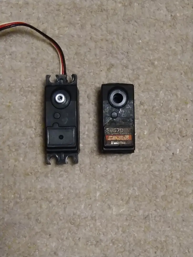 【7/5〜お値下げ】フタバ　サーボ　S9570SV　タイヤセット S9570SV | 双葉電子工業株式会社 ラジオコントロール