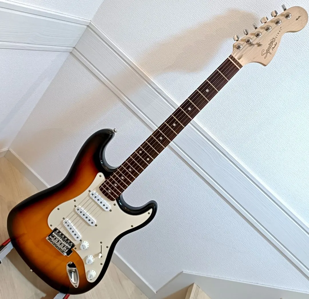 2025年最新】SQUIER ストラト サンバーストの人気アイテム - メルカリ