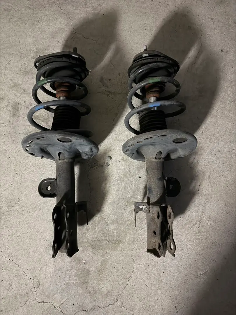 2025年最新】プリウスα 純正 ショックの人気アイテム - メルカリ