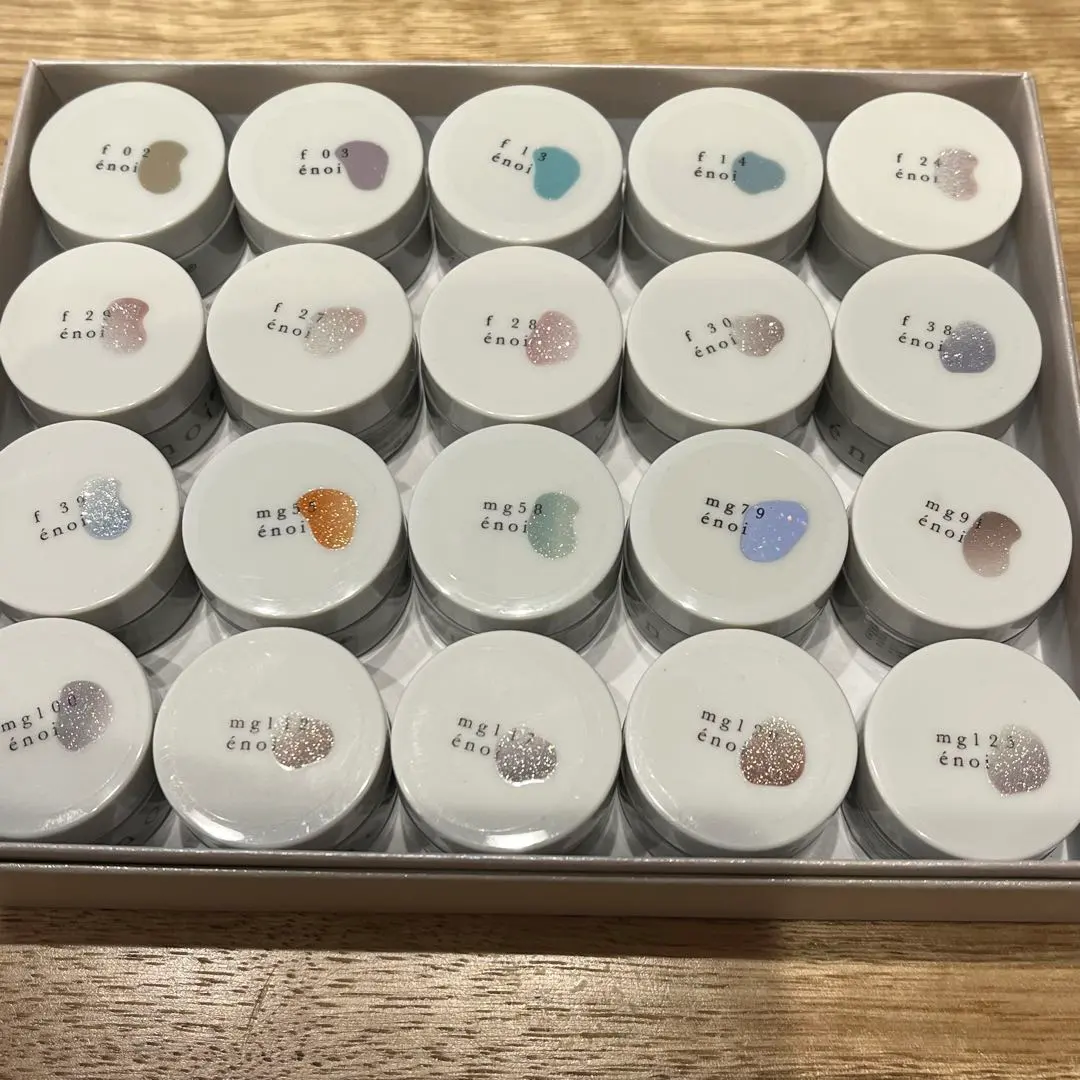 11月25日限定価格！　enoi ガラスマグ　台紙付き　set 11月25日限定価格！ enoi ガラスマグ 台紙付き set 11月25日限定