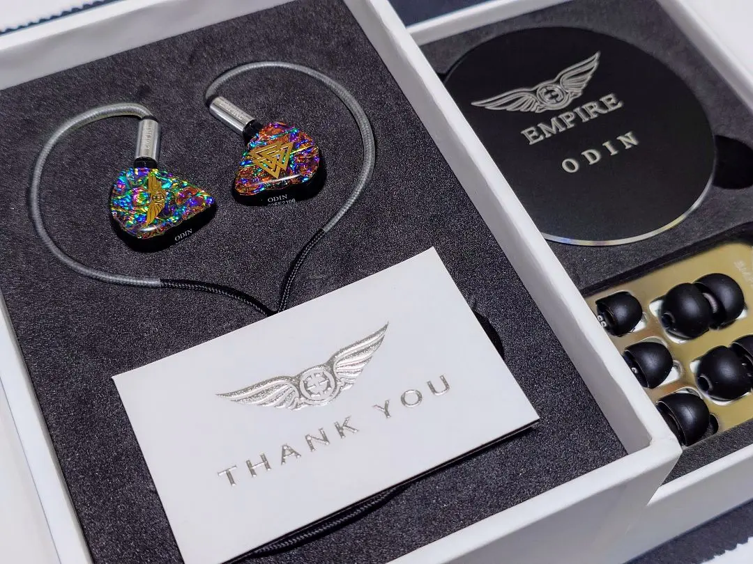 Empire Ears Bravado（初代）美品 EMPIRE EARS Bravado (Universal fit) – e☆イヤホン