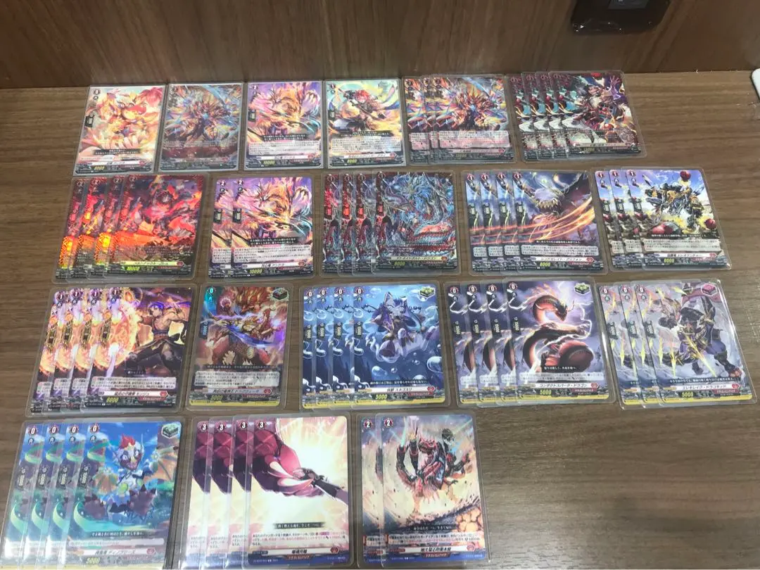 【ヴァンガード】　グライアンドラ　デッキ　54枚＋アンドラ3枚 デッキコード「1DBGN」のデッキ | DECK LOG（デッキログ）