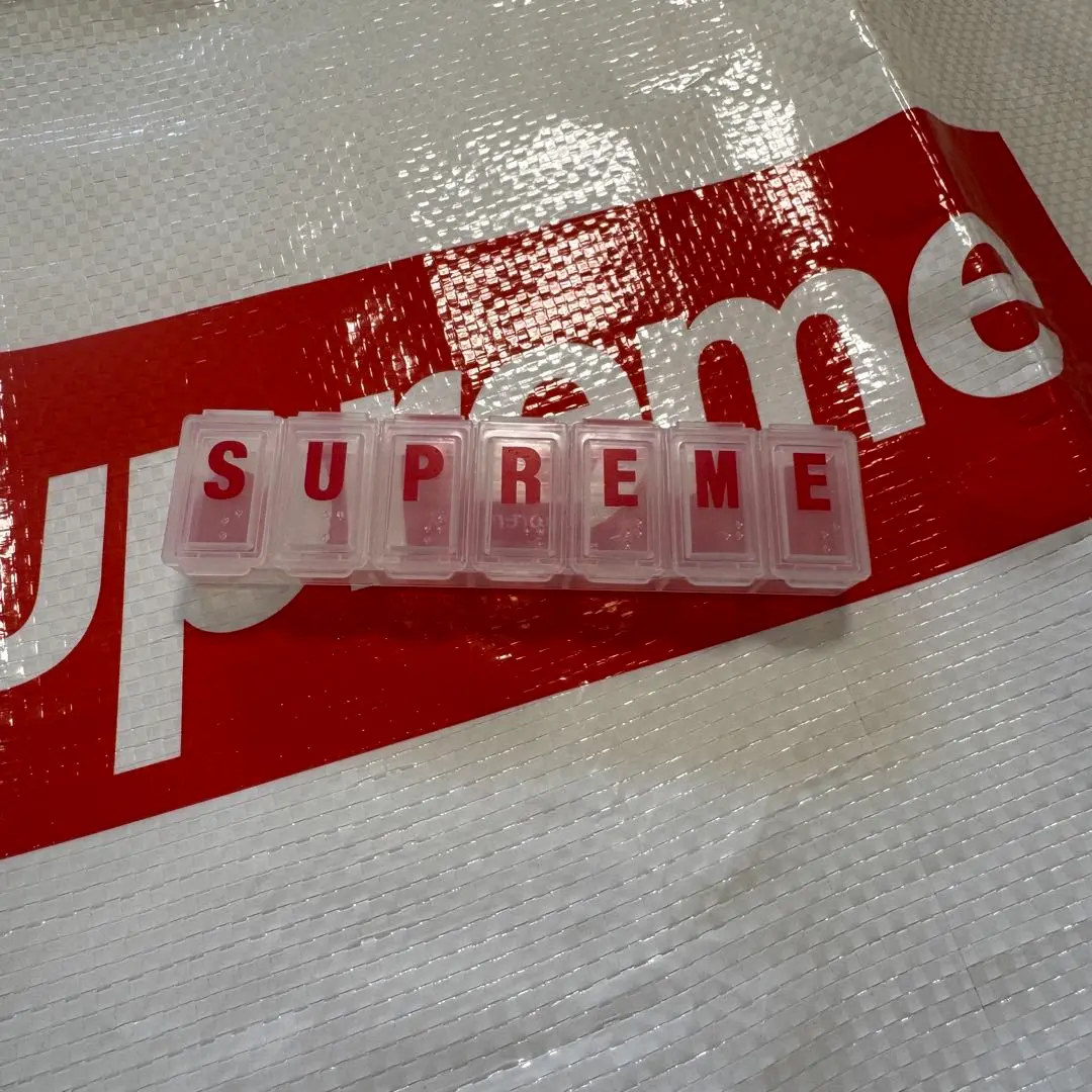 【未開封】Supreme ピルケース レッド 約20cm 2025年最新】SUPREME ピルケースの人気アイテム - メルカリ
