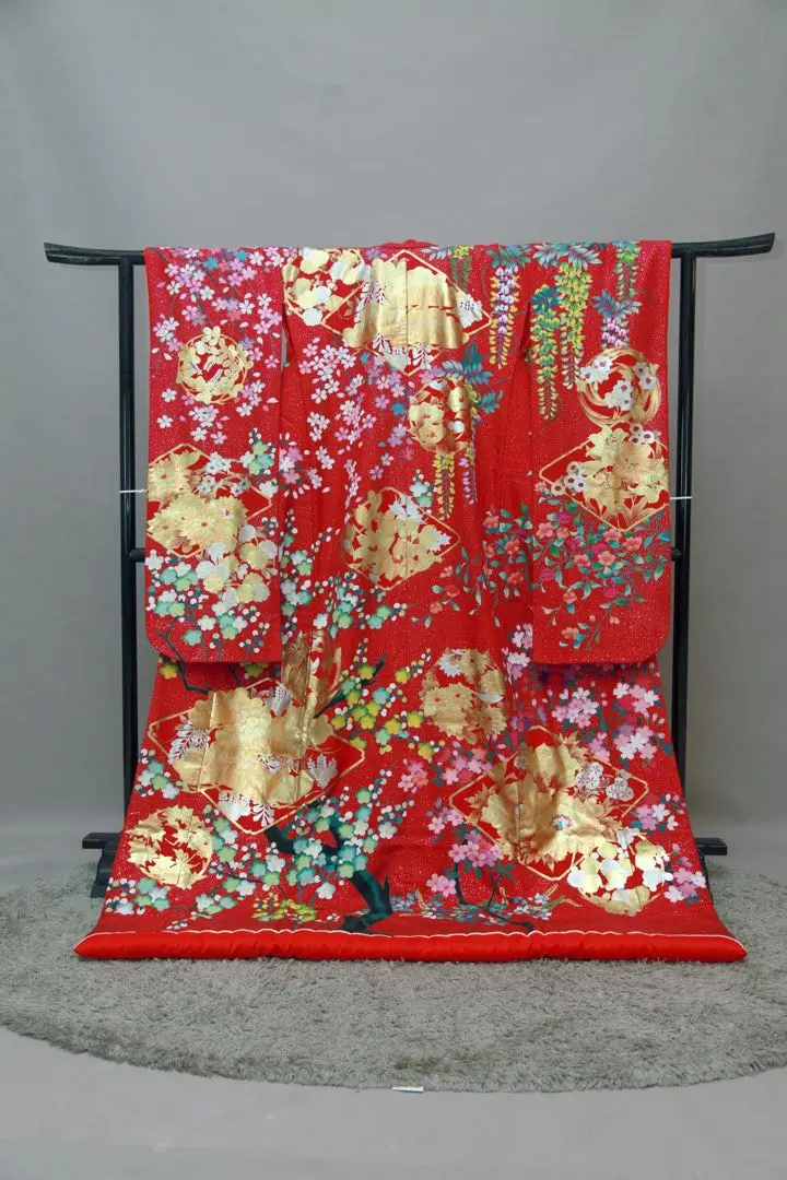 黒引き振袖 友禅作家秋山章 丸章 金彩の鶴 花嫁衣裳 神戸出張ヘアメイク（全国可）・着付/着物レンタル/フォト