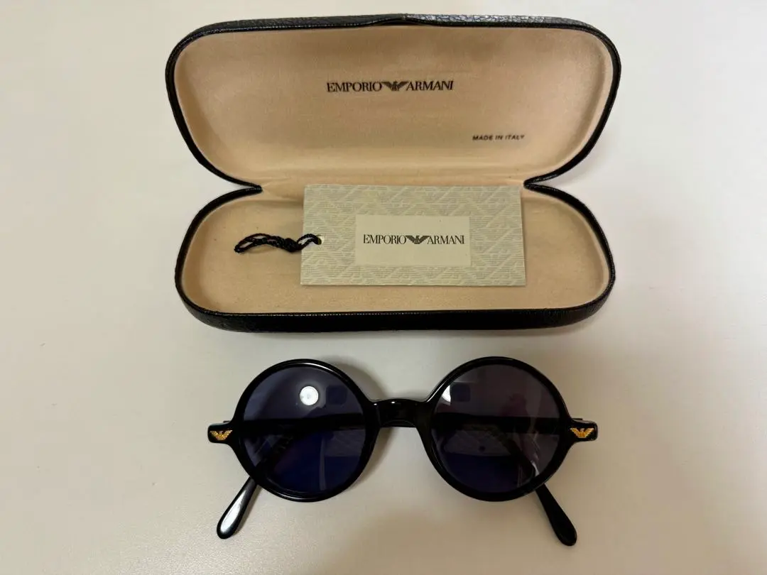 2025年最新】EMPORIO ARMANI レンズカラー：ブルー サングラスの