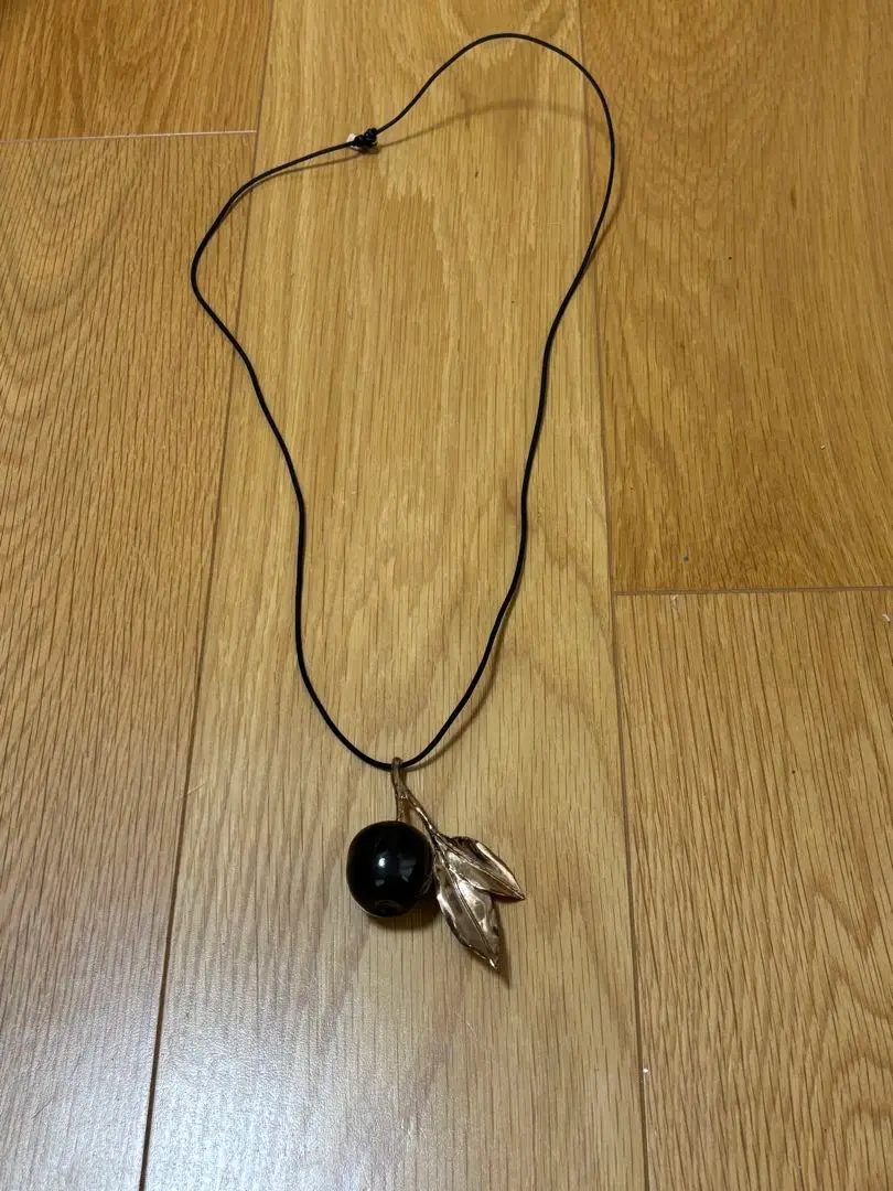 RENARD BIJOUX small apple ネックレス　レナードビジュー RENARD BIJOUX SMALL APPLE ネックレス｜トゥモローランド 公式通販
