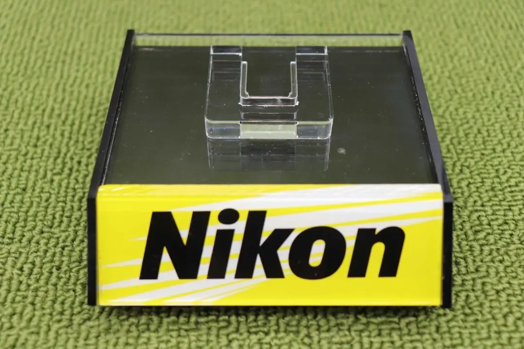 Nikon　FX Format  木目×ゴールド　販促展示台 2025年最新】nikon 展示台の人気アイテム - メルカリ