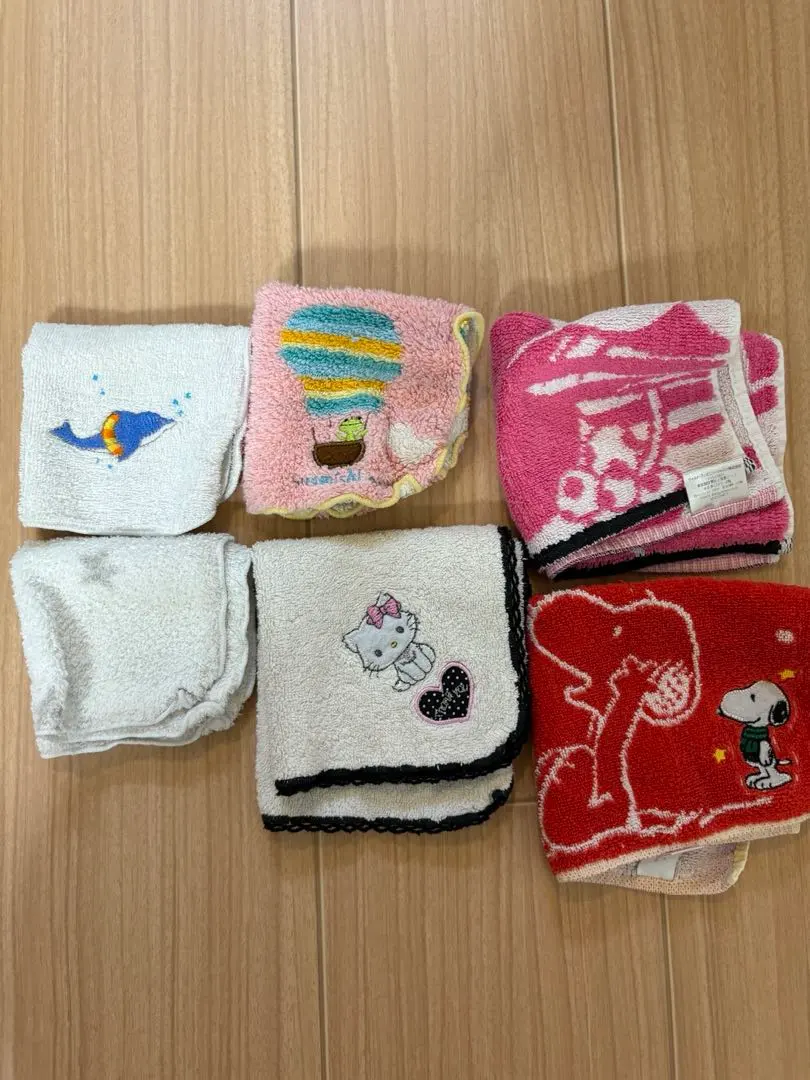 Thumbnail of Handkerchief, towel, Snoopy, Disney