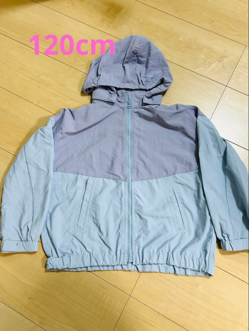 Thumbnail of GU Windbreaker with Removable Hood, 120cm