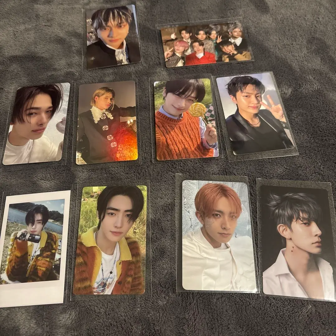 Thumbnail of ENHYPEN trading cards