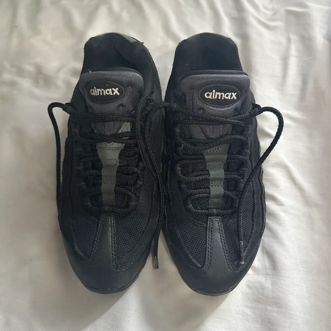 2025年最新】ナイキ エアマックス95 エッセンシャル トリプルブラック