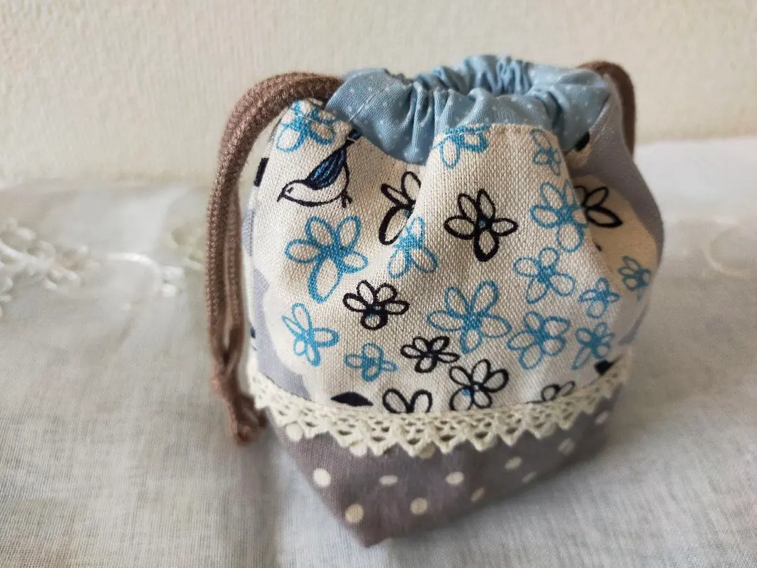 Thumbnail of SALE: Forest Birds ✦ Mini Drawstring Pouch