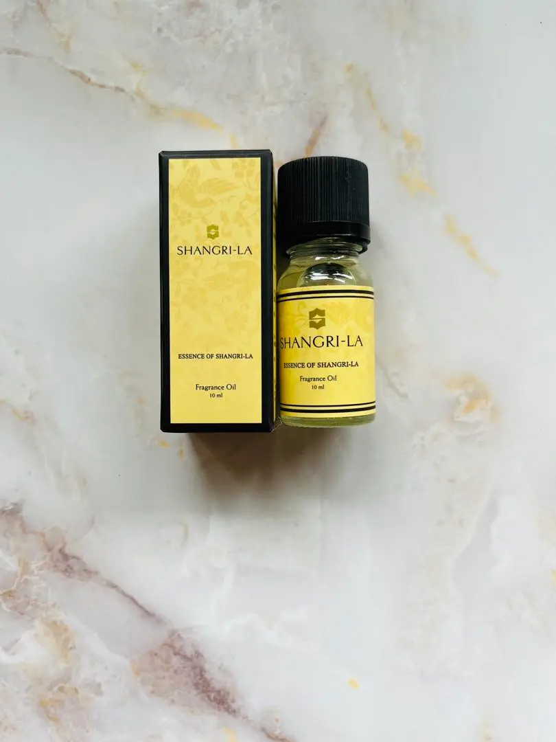 ✨SHANGRI-LA エッセンス オブ シャングリラ 80ml ルームスプレー Essence of Shangri-La Room Spray/ シャングリ・ラ エッセンス