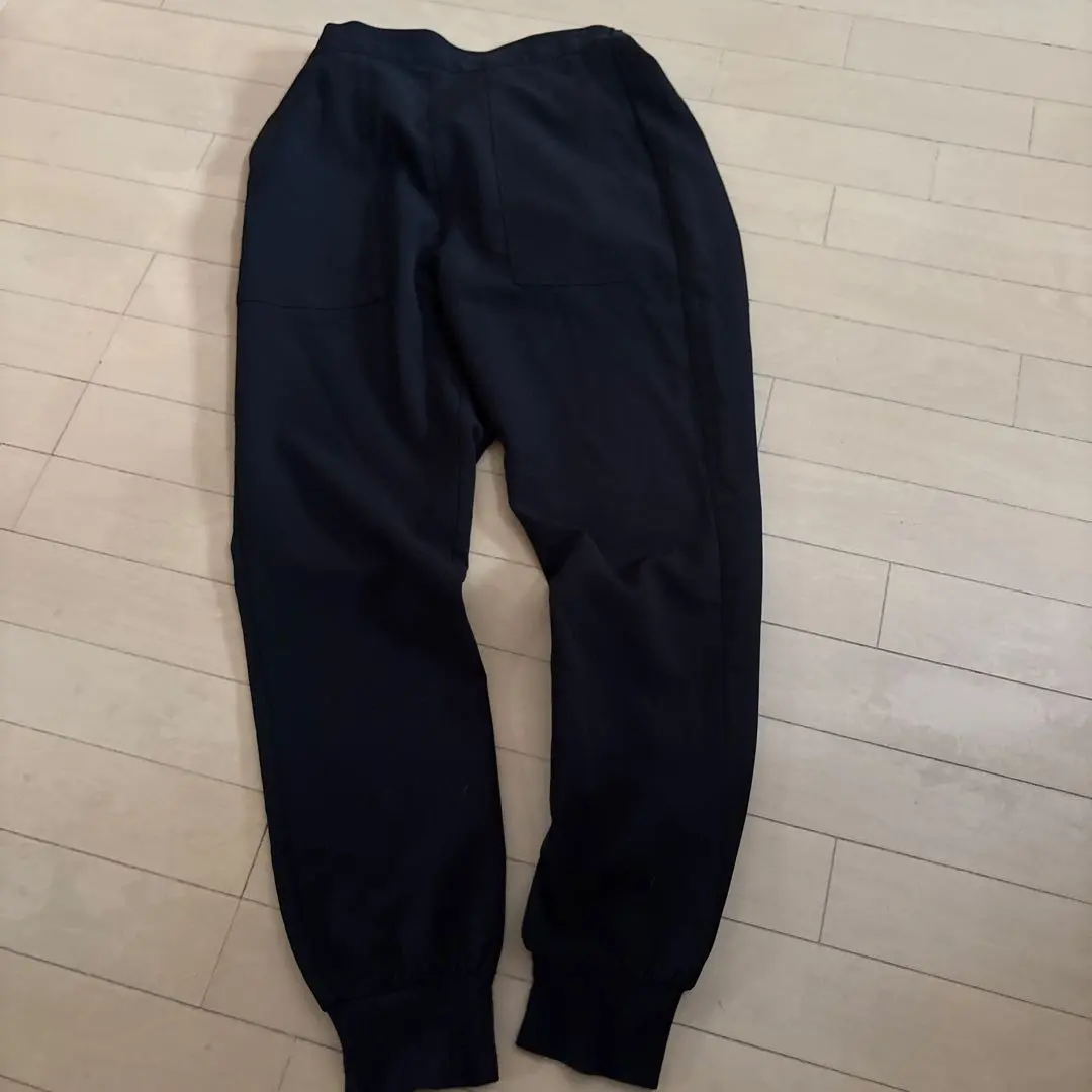 Thumbnail of Black pants