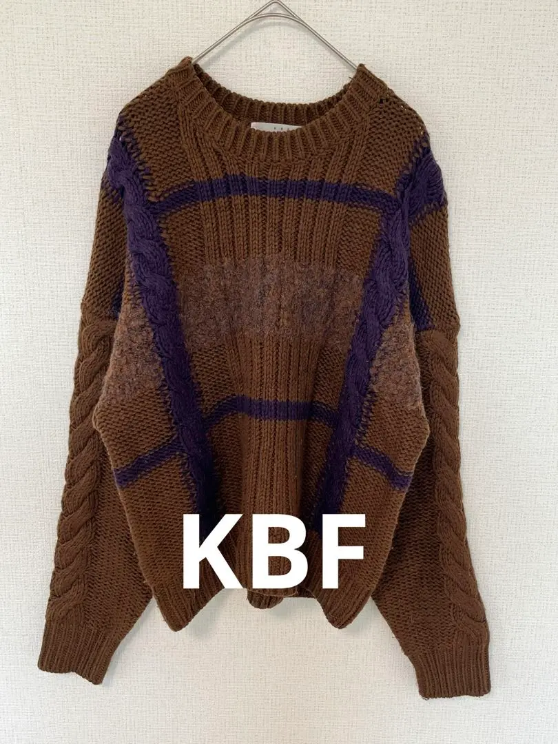 KBF 針織衫 毛衣 女士毛衣 纜線格紋針織衫 的縮圖