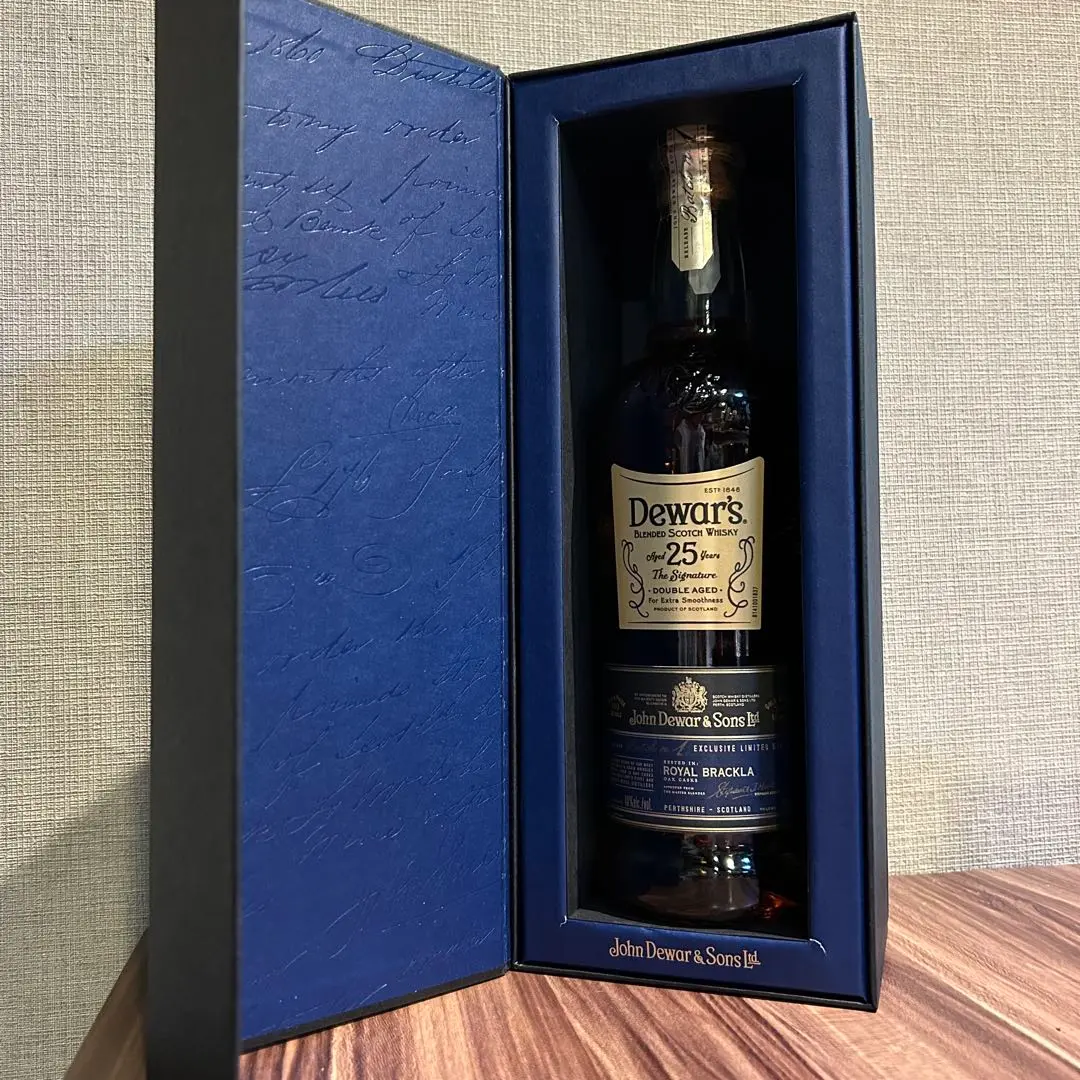 百貨店購入新品正規品デュワーズ25年 aged Blended 限定版 Amazon.co.jp: デュワーズ 25年 [ ブレンデッド スコッチ