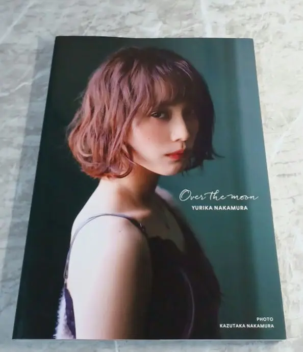 中村ゆりか 直筆サイン入りポスター おまけ付き 台湾 台北限定 想像を超えての ph_artist_image.jpg アイドル - アイドル